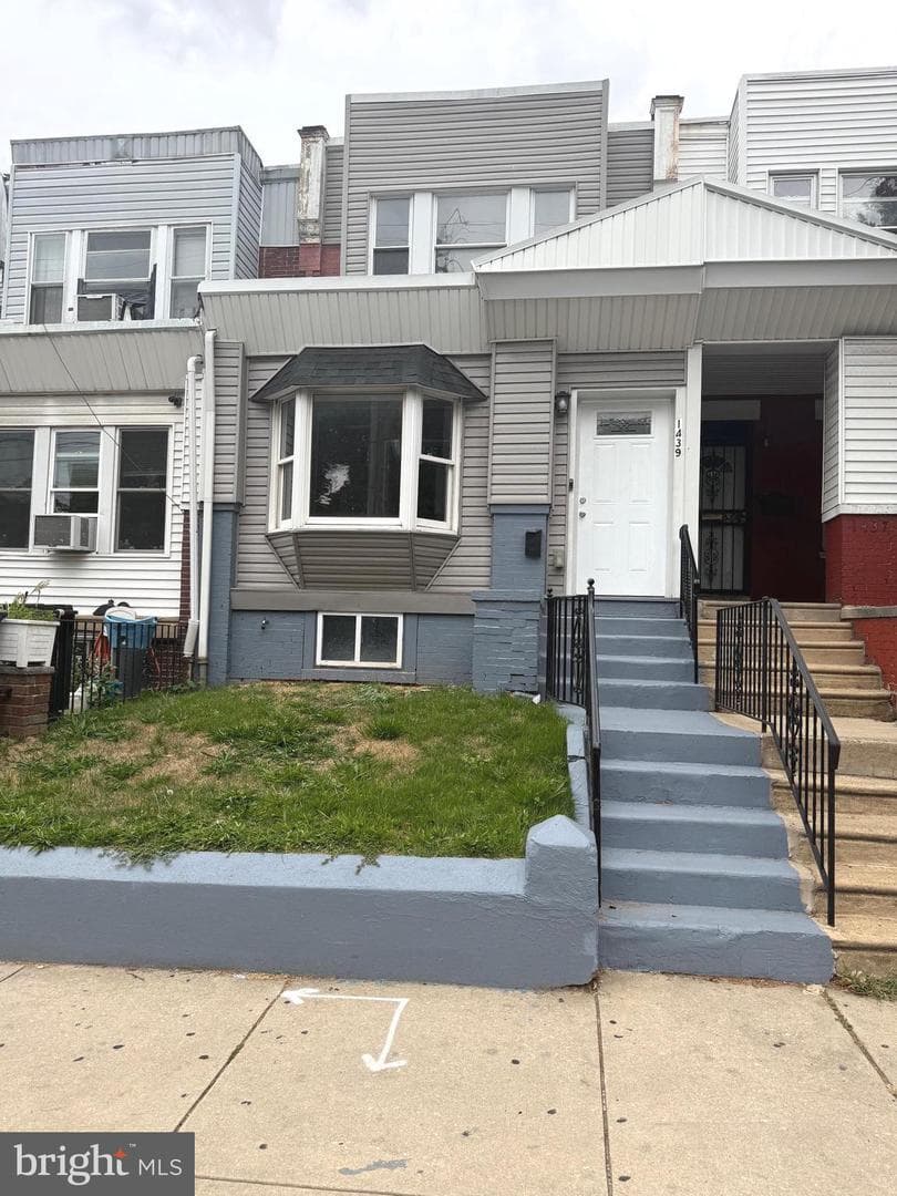 1439 W Olney Avenue photo 1