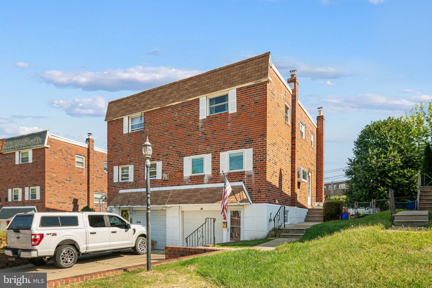 2633 Maxwell Street photo 1