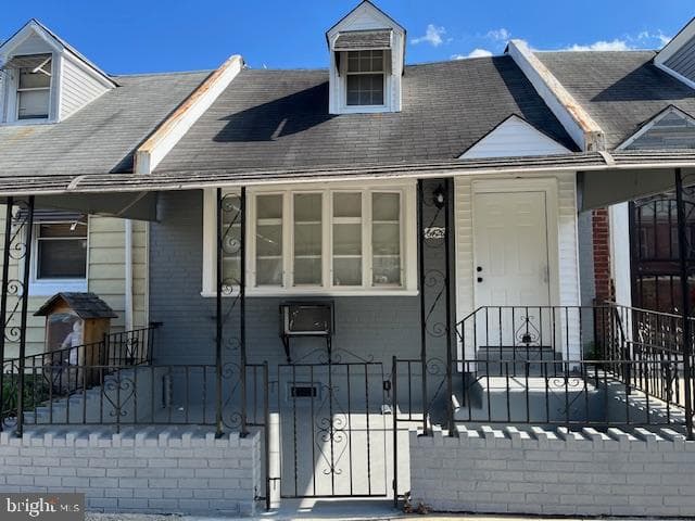 6420 Guyer Avenue photo 1