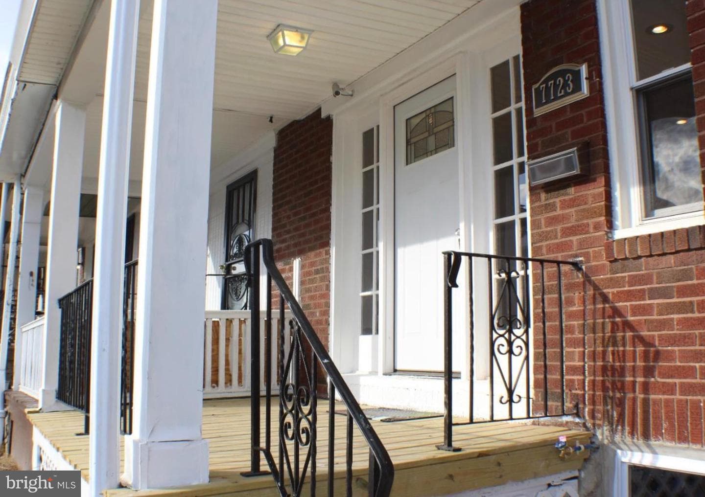 7723 Temple Road photo 1