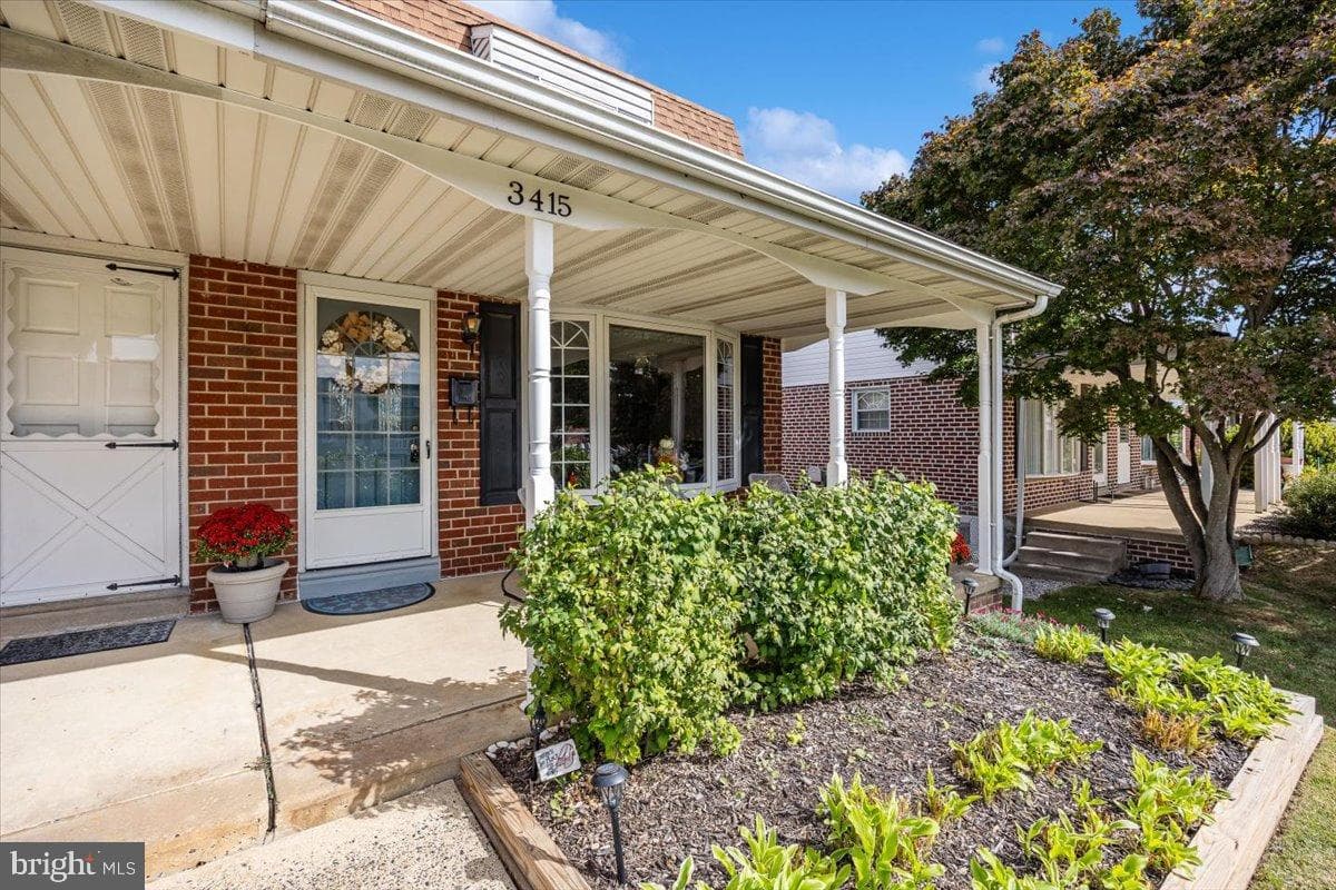 3415 Holyoke Road photo 1