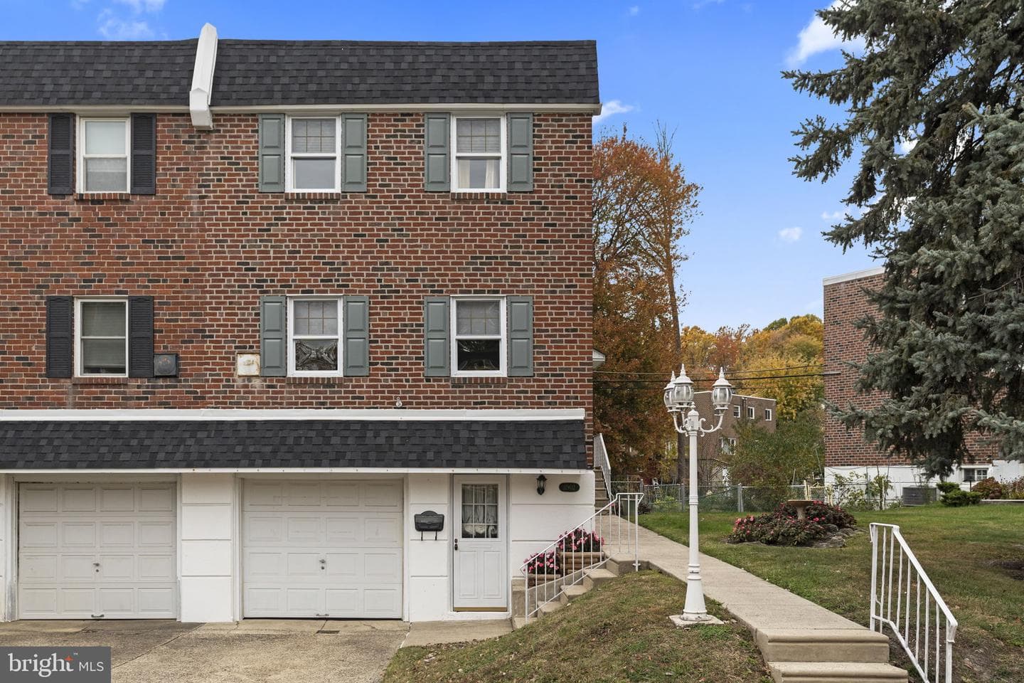 11902 Barlow Street photo 1