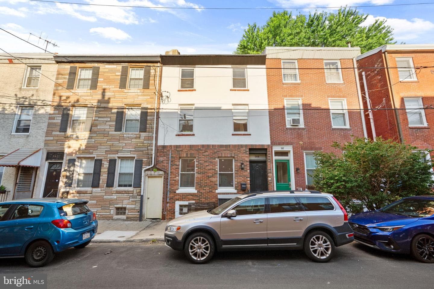 944 N Randolph Street photo 1