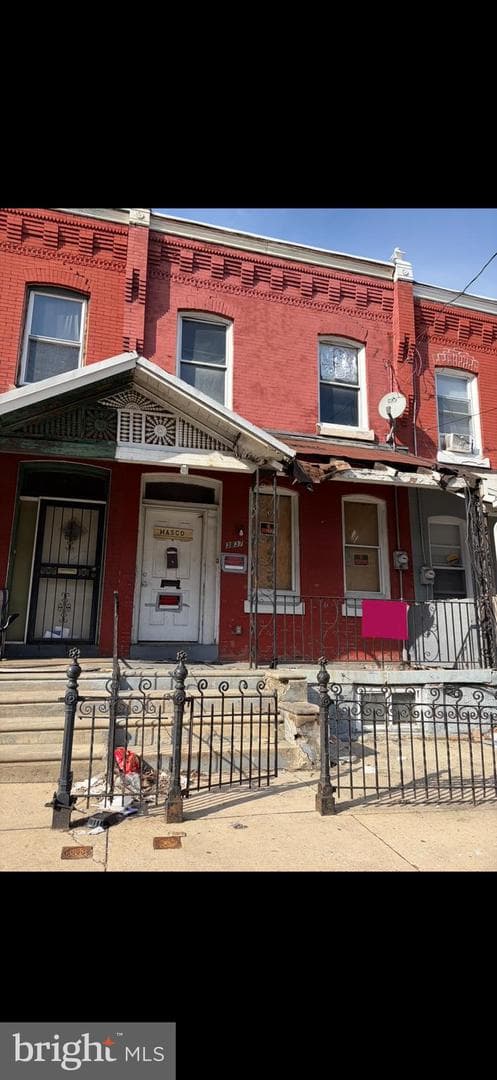 3837 Brown Street photo 1