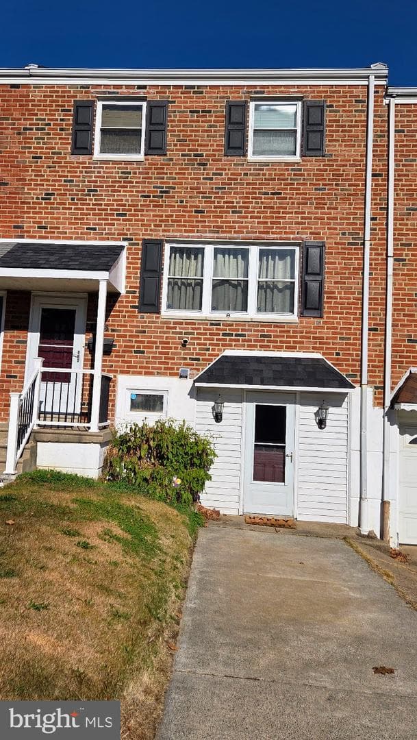 3539 Chalfont Drive photo 1