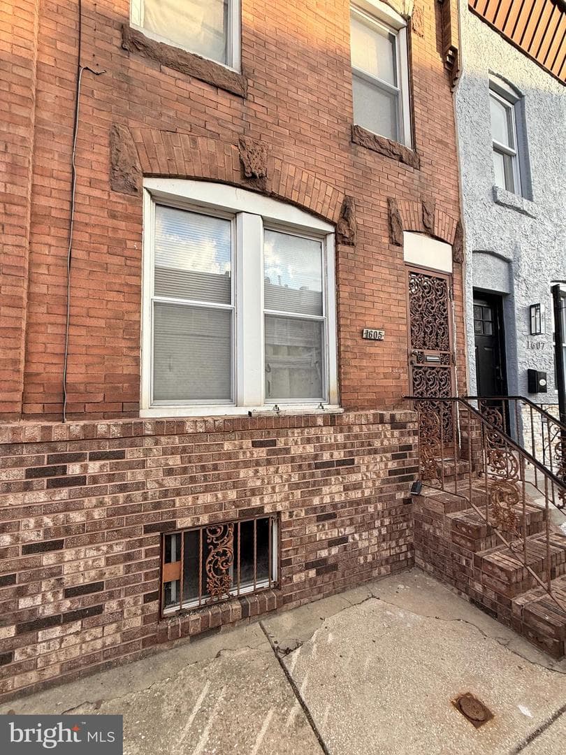 1605 S Ringgold Street photo 1