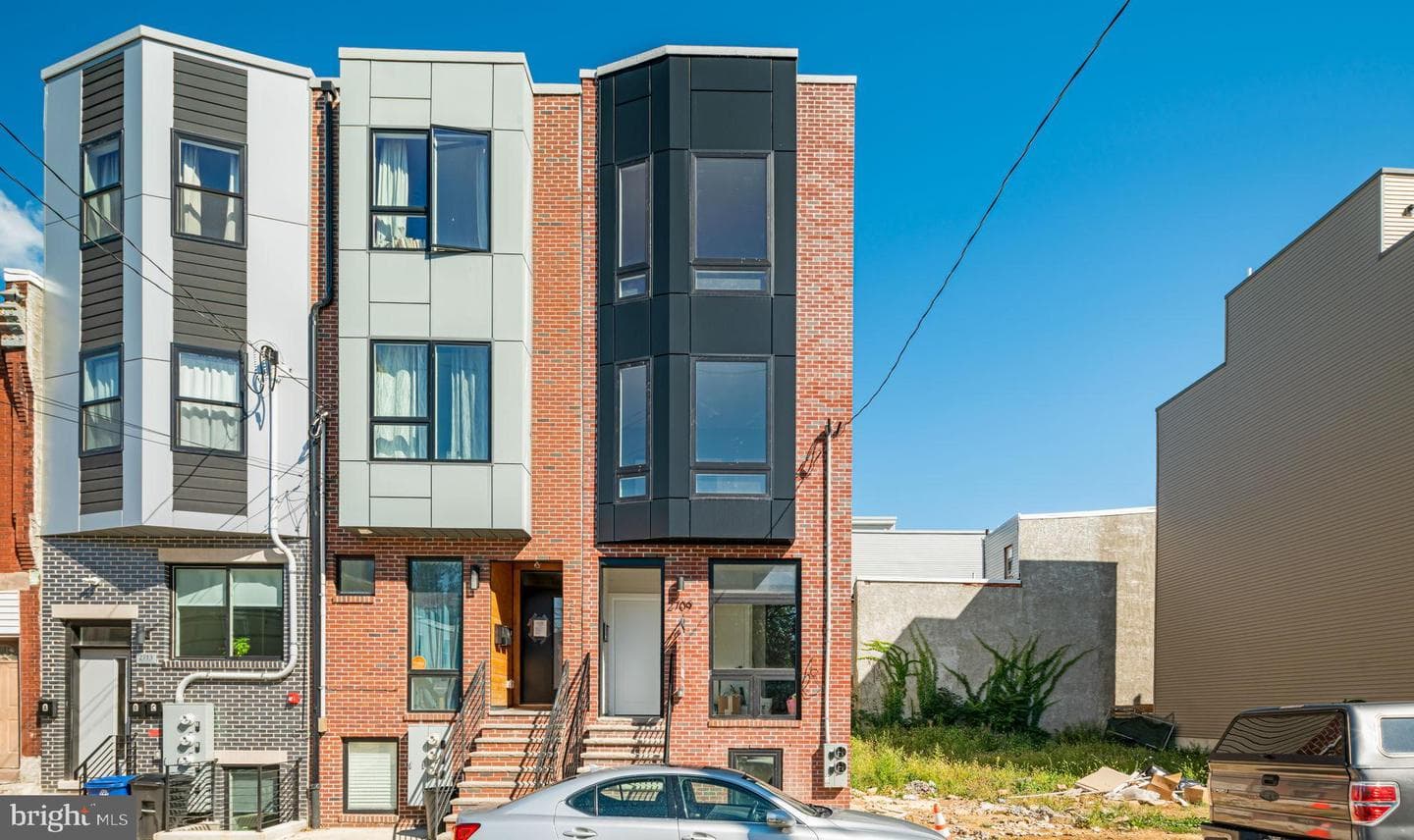 2709 W Jefferson Street #1 photo 1