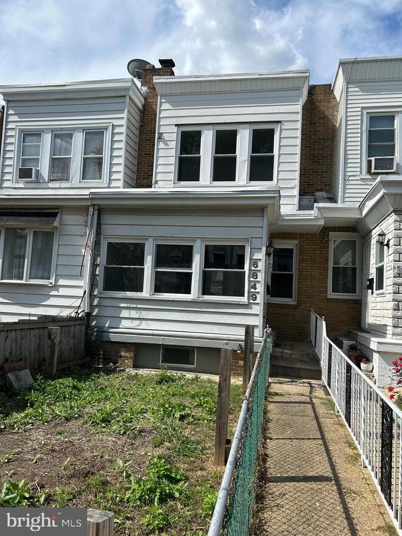 6849 Regent Street photo 1