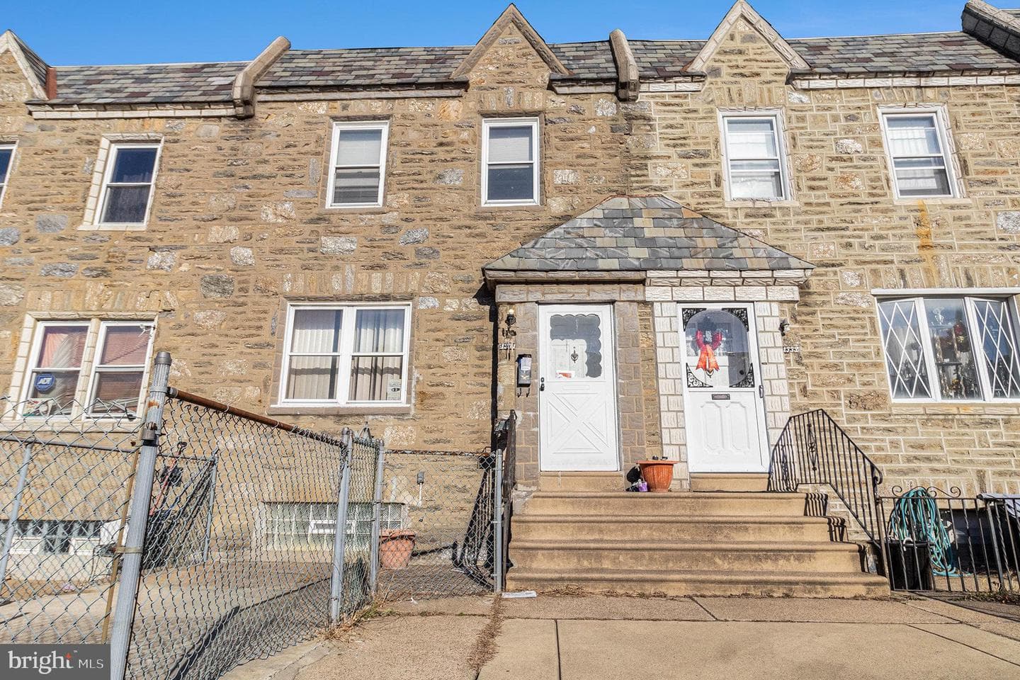 1331 Hellerman Street photo 1