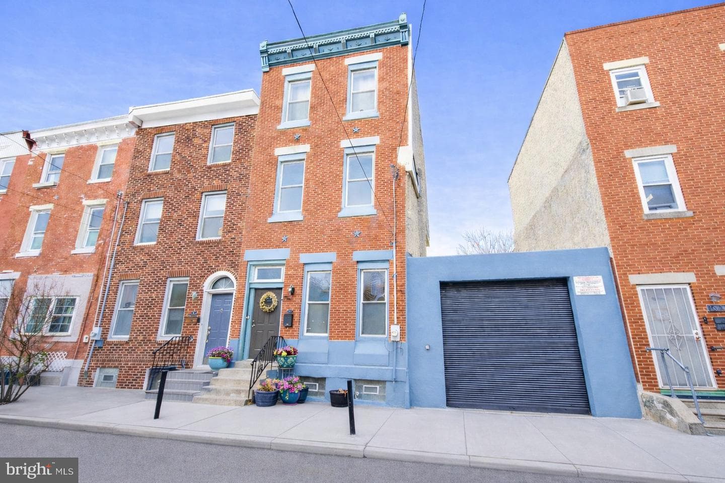 1627-29 W Stiles Street photo 1