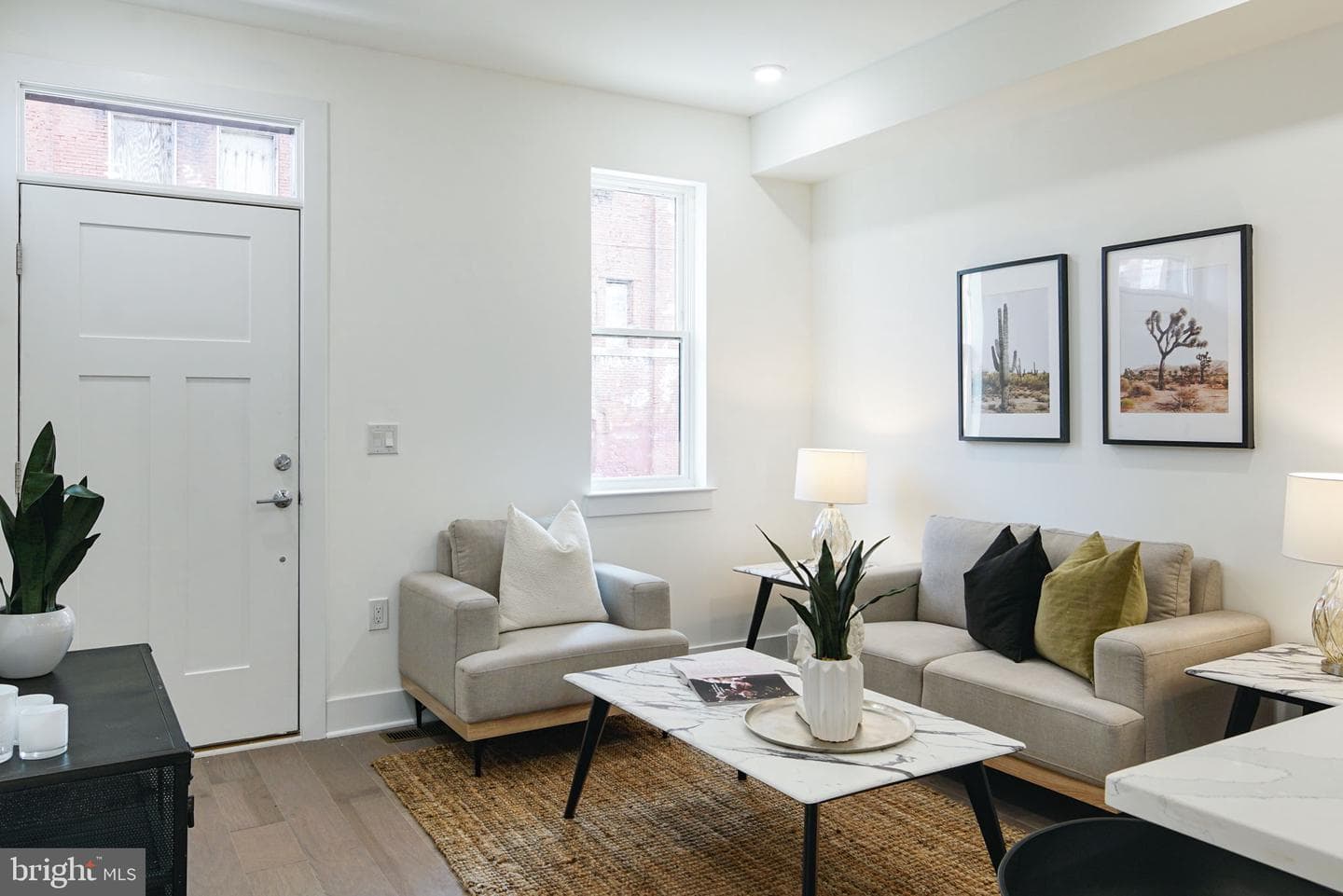 407 W Oxford Street #a