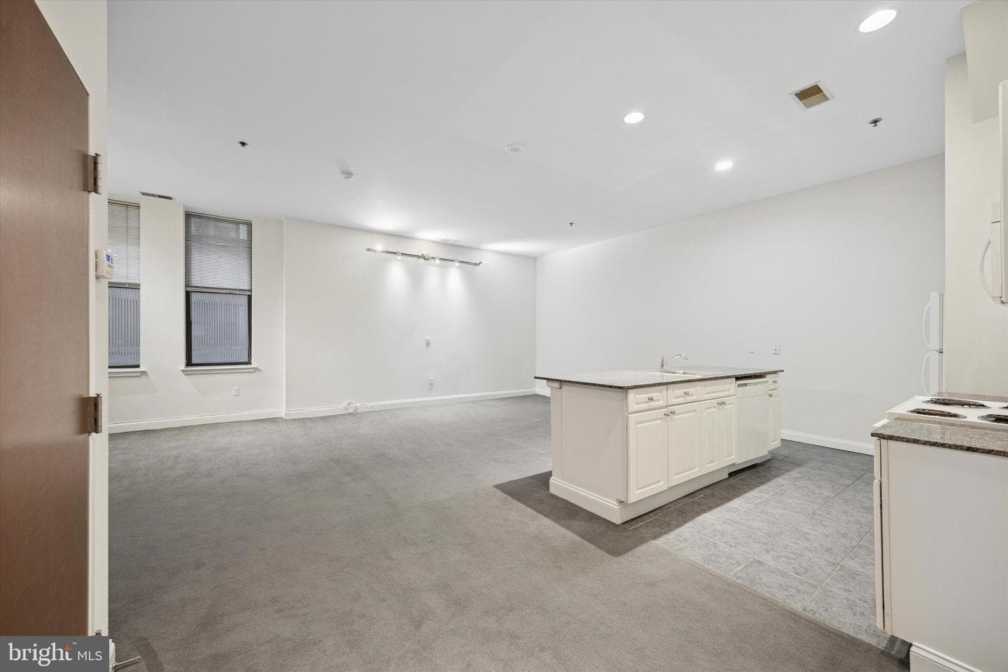 1001 Chestnut Street #205w photo 1