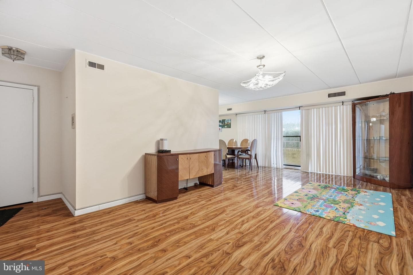 8910 Krewstown Road #118