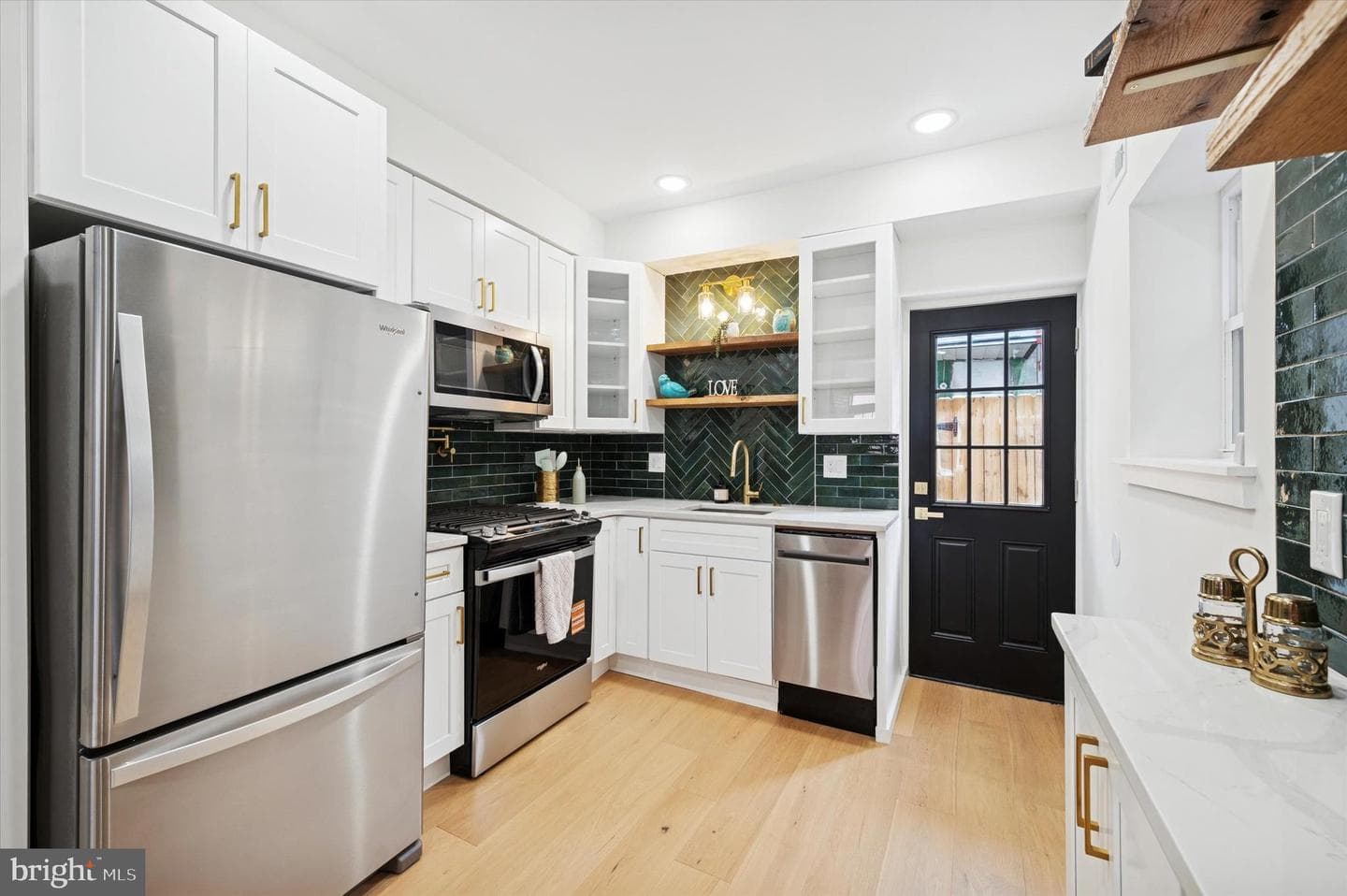 1839 S Carlisle Street photo 1