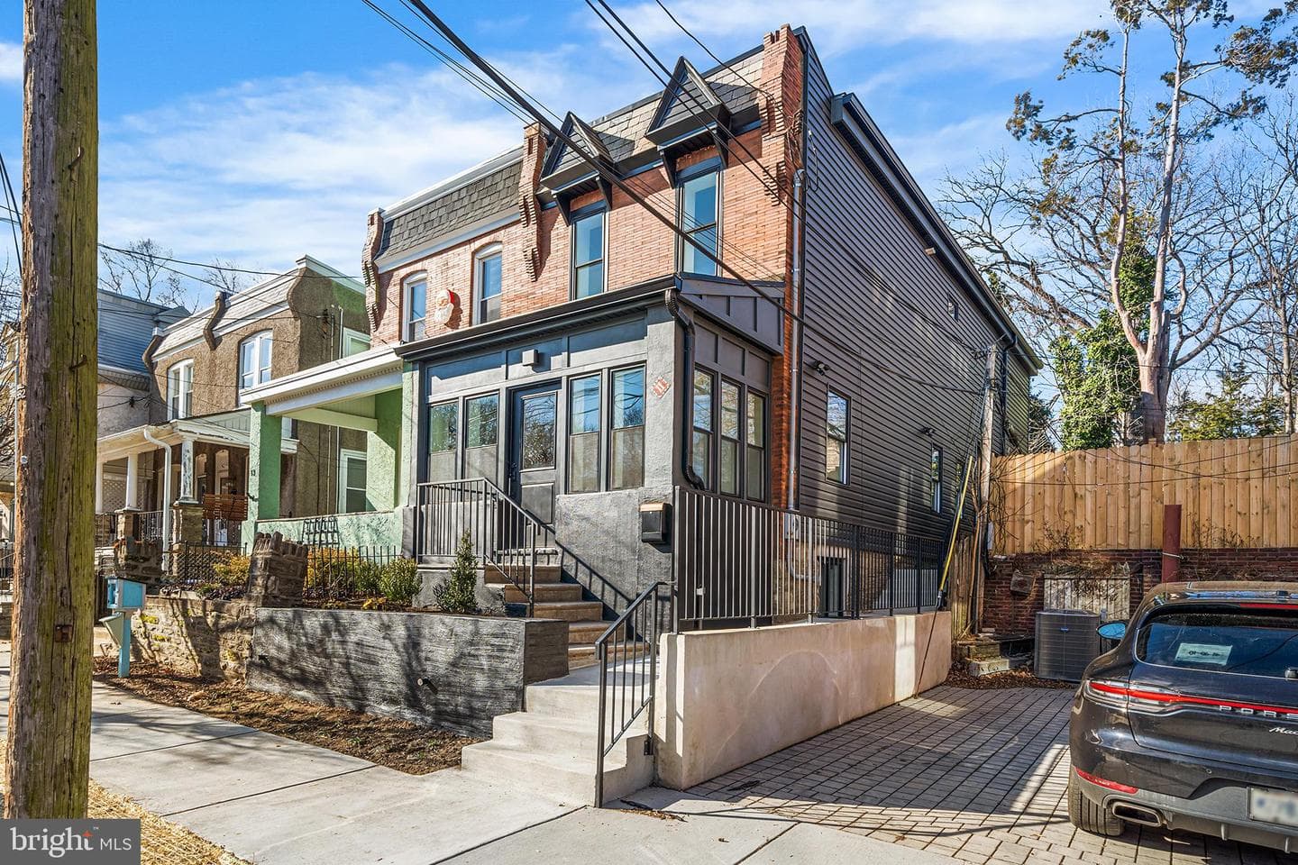 11 W Abington Avenue photo 1