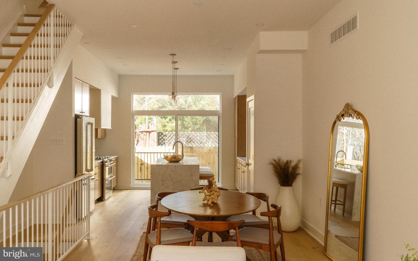 520 S 17th Street photo 1