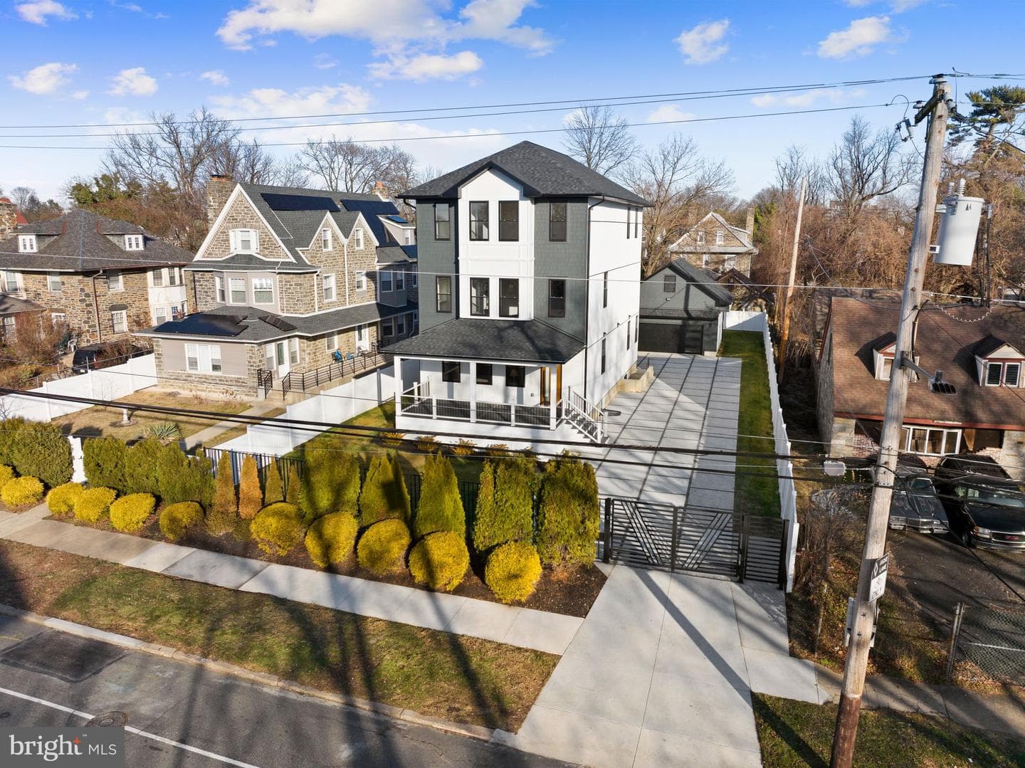 2225 N 54th St photo 1