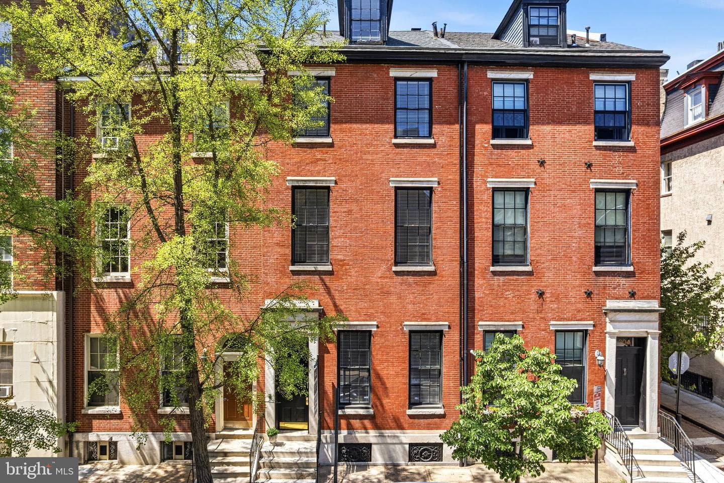 306 S 10th Street #b photo 1