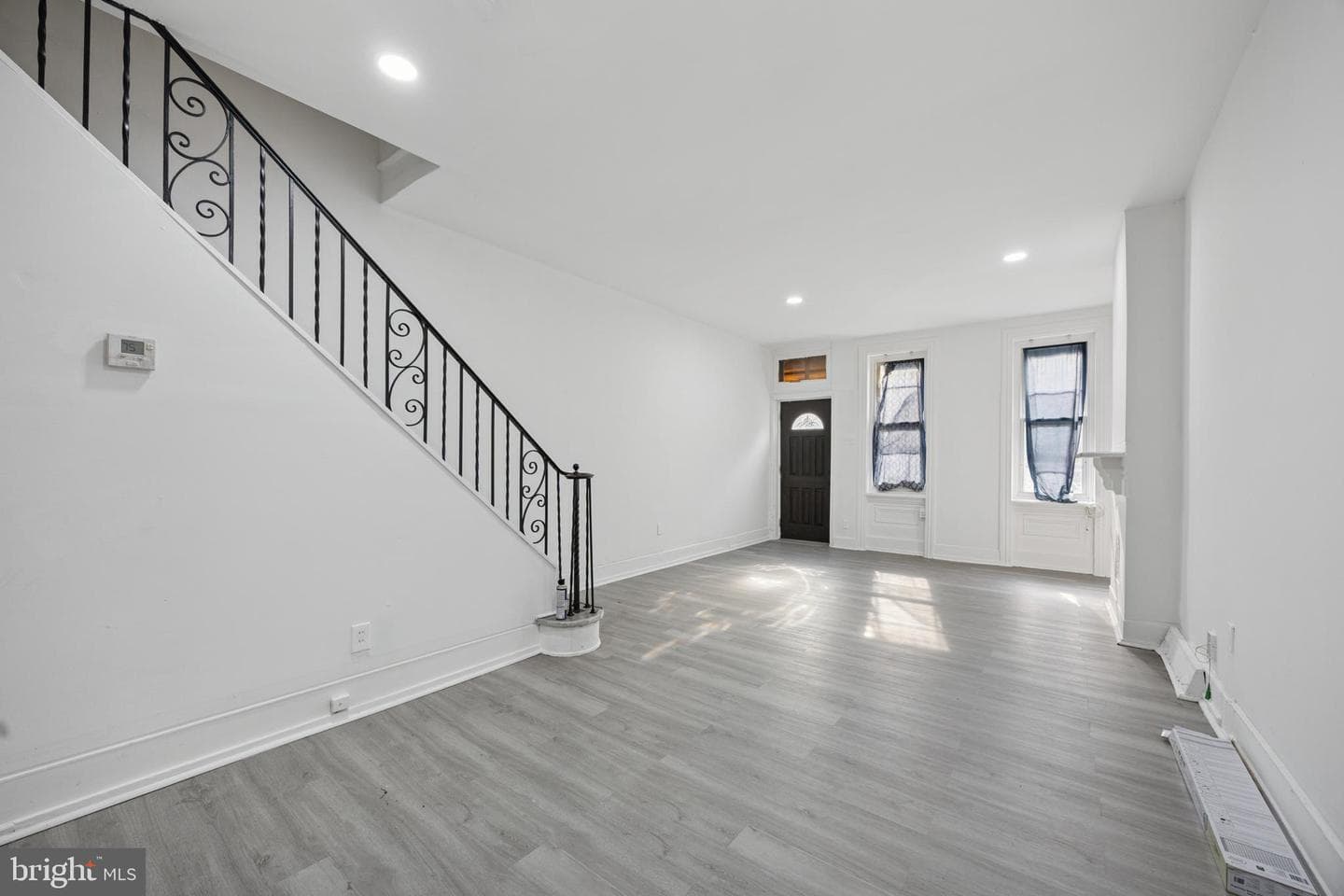 2416 N Carlisle Street photo 1