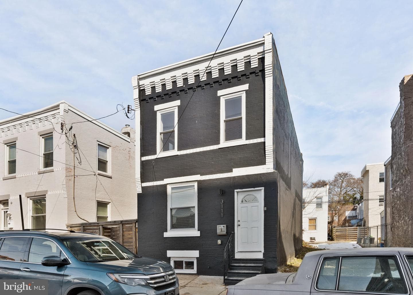 3111 W Dauphin Street photo 1