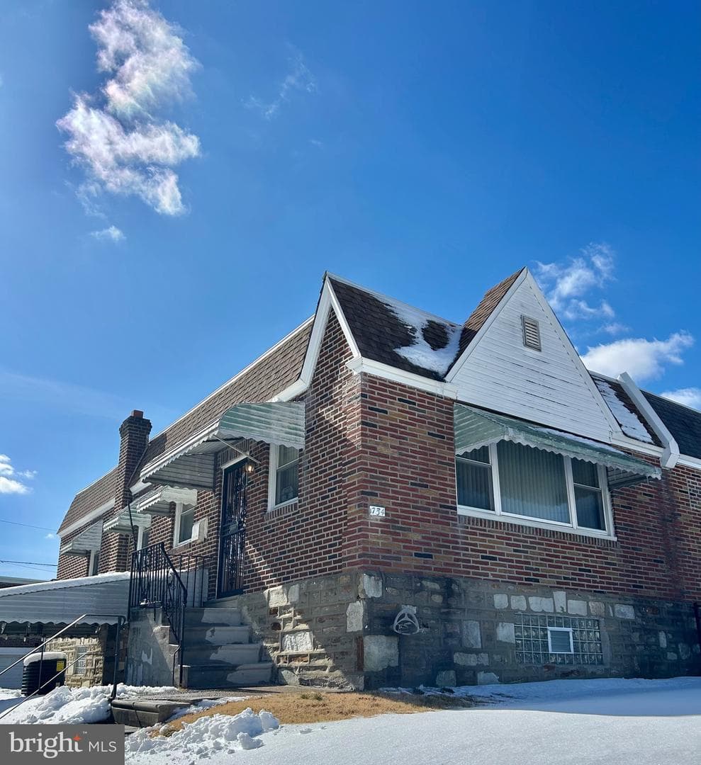1734 Strahle Street photo 1