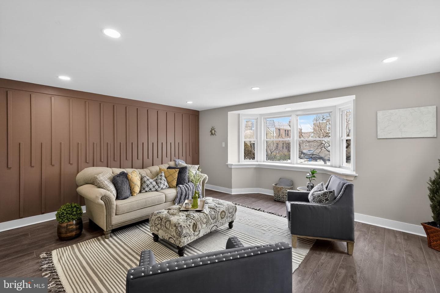 1309 E Cardeza Street photo 1