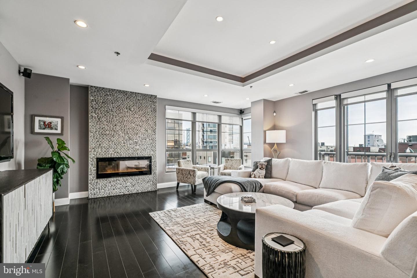 143 S 2nd Street #605