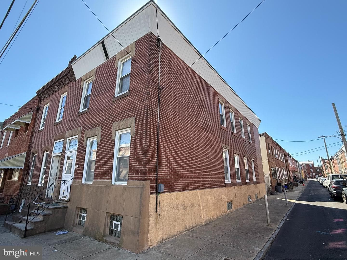 2714 E Indiana Avenue photo 1