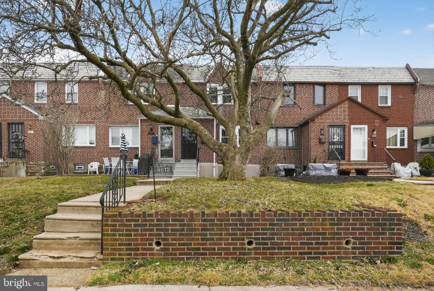 8613 Thouron Avenue photo 1