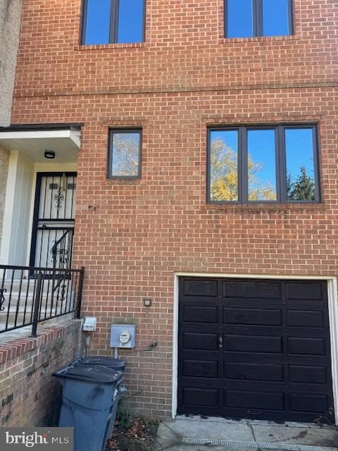 9132 Ayrdale Crescent
