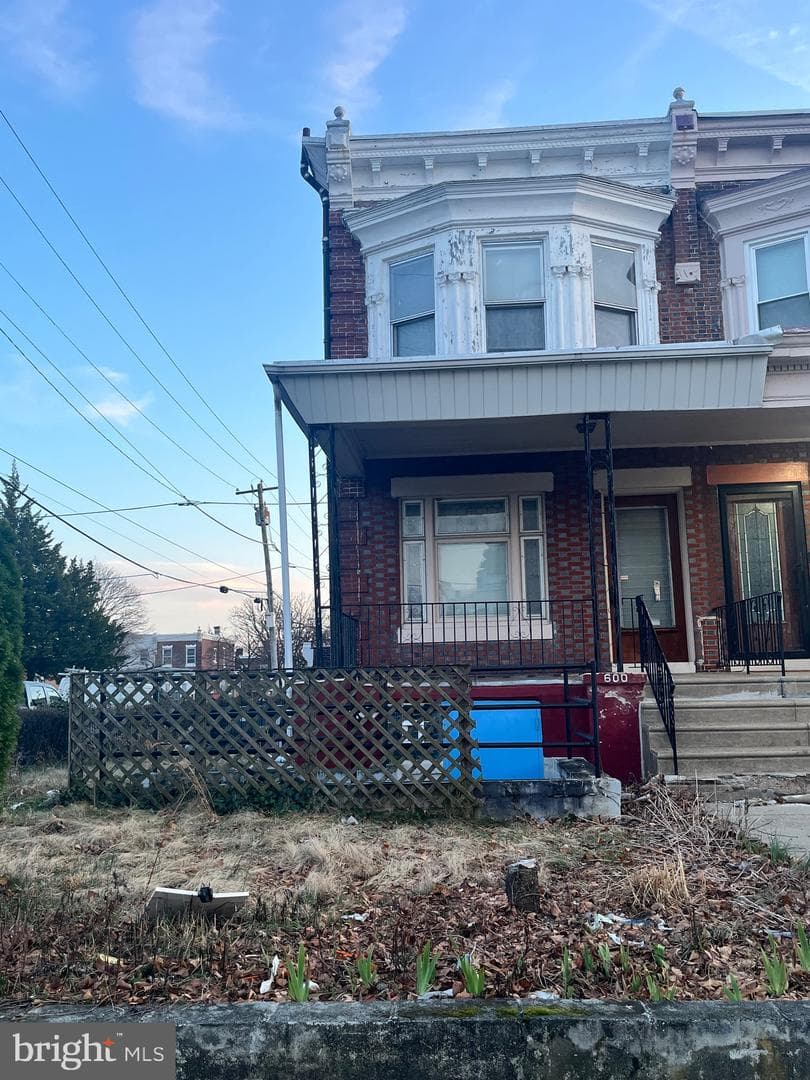 600 W Chew Avenue photo 1