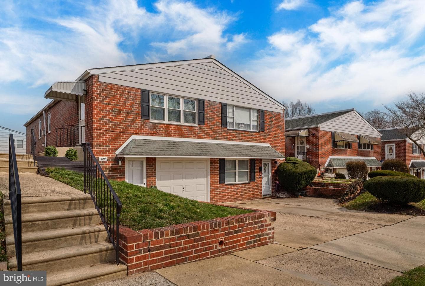 529 Strahle Street photo 1