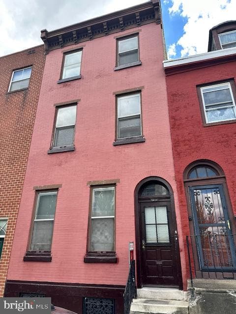 1016 Winter Street
