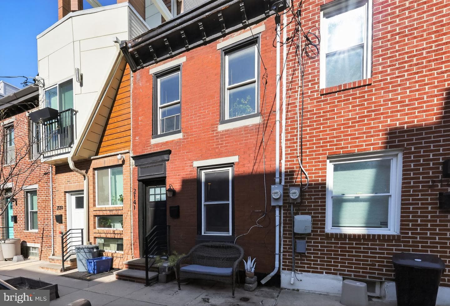 2141 E Albert Street photo 1