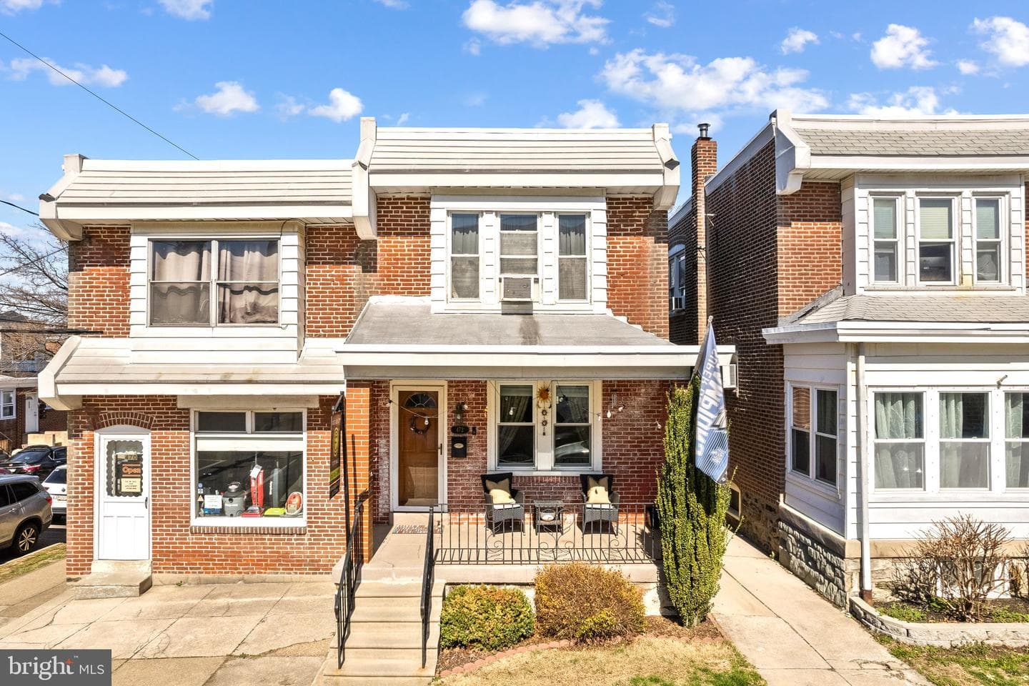 472 Markle Street photo 1