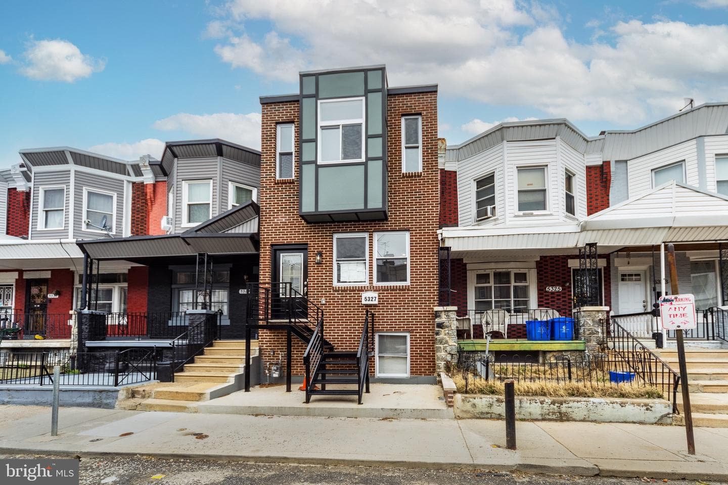 5327 Chancellor Street photo 1