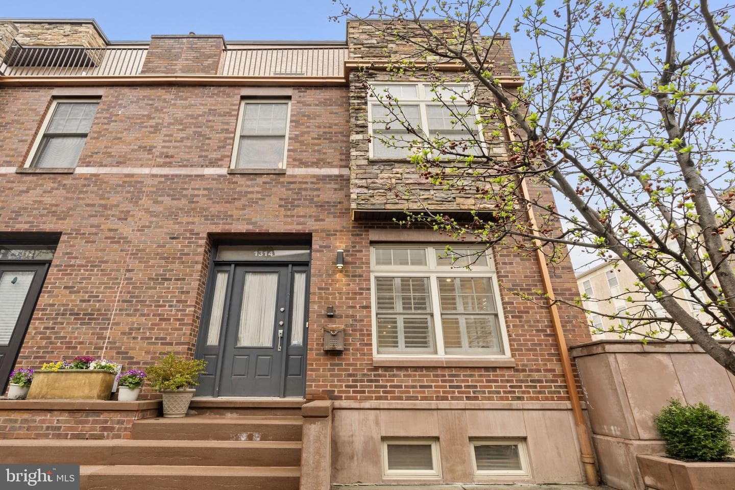 1314 Federal Street photo 1