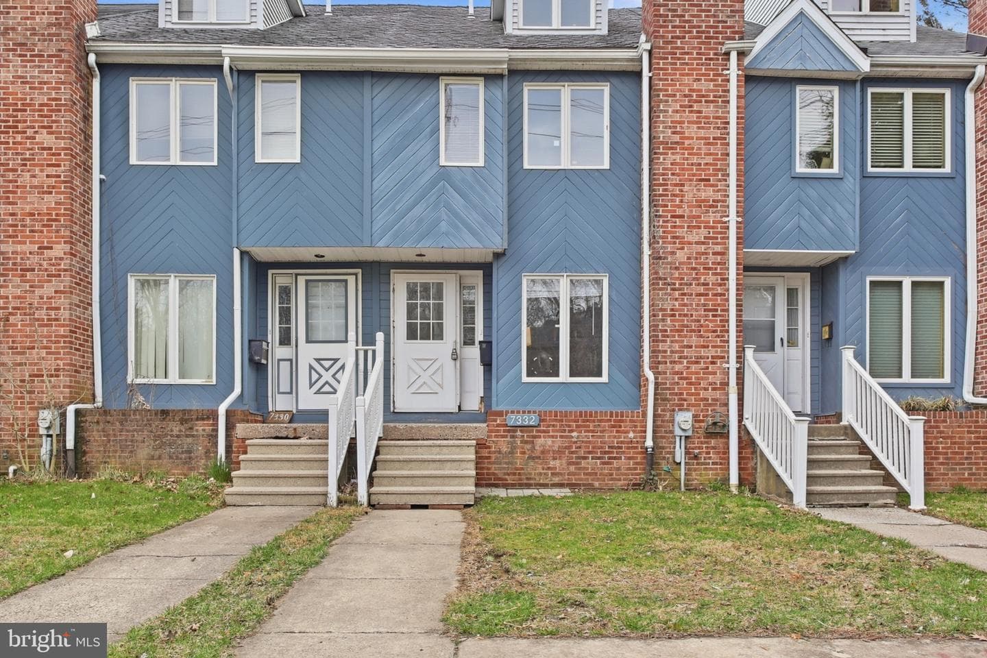 7332 Devon Street photo 1