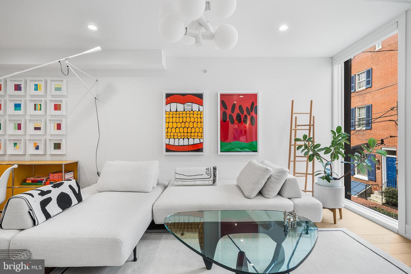 1322 Rodman Street photo 1