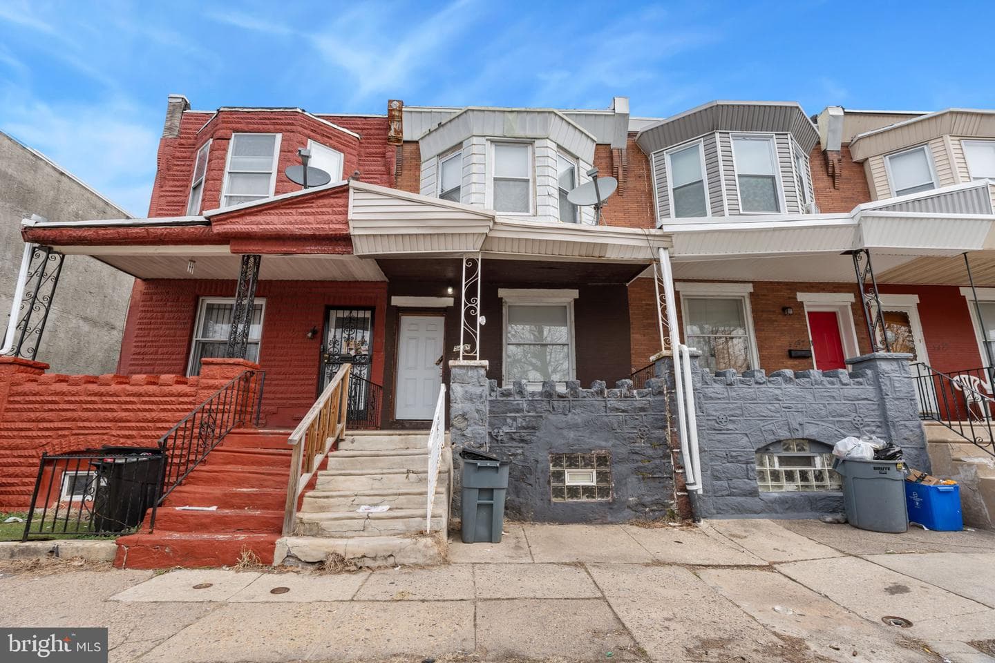 5459 Race Street