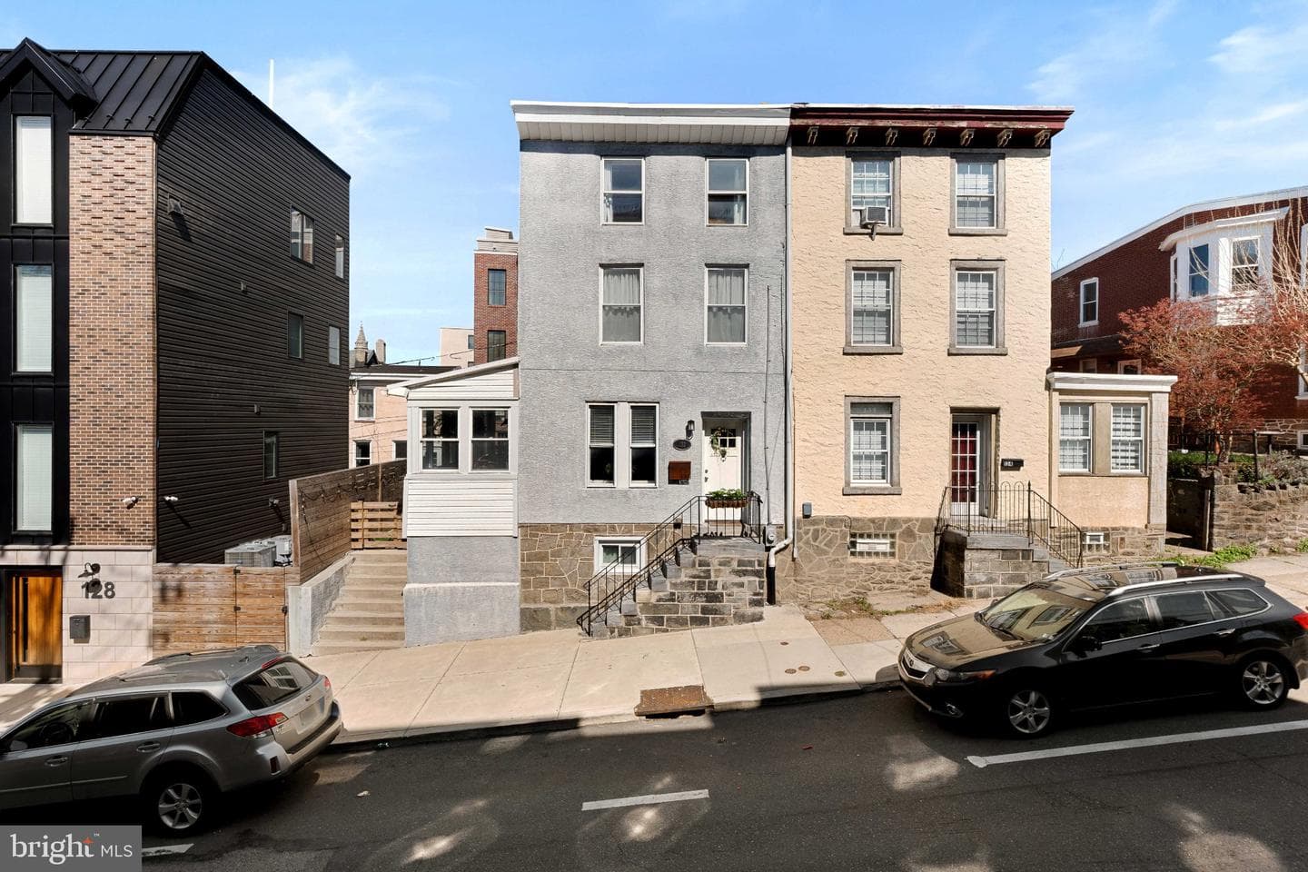132 Shurs Lane photo 1