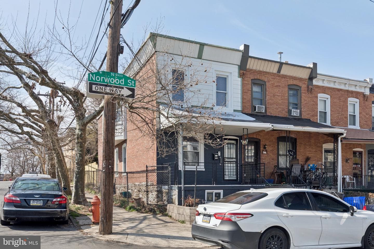 5914 N Norwood Street