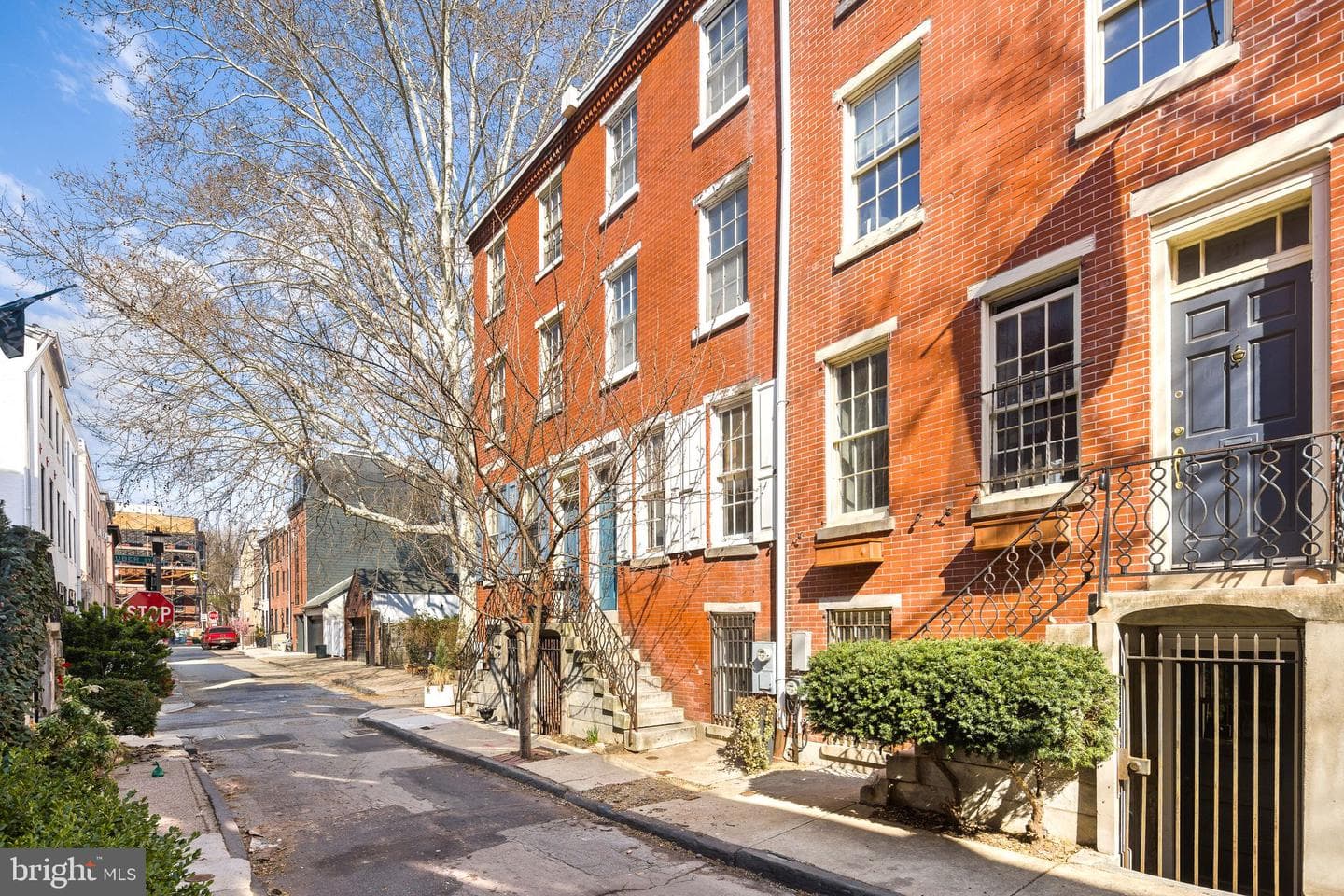 1923 Waverly Street photo 1