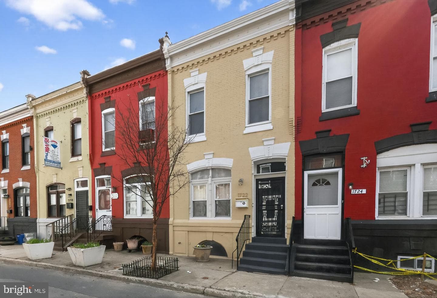 1722 Edgley Street photo 1