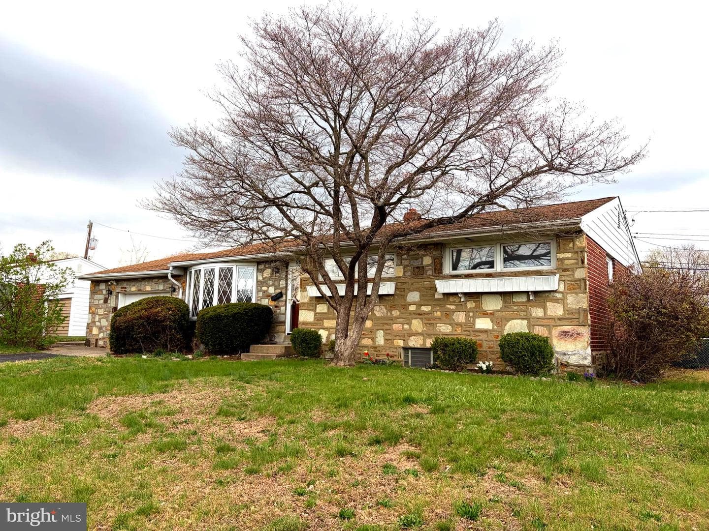 9610 Dedaker Street photo 1