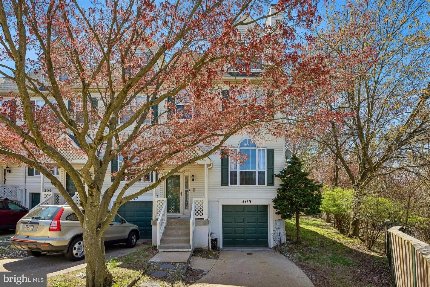 305 Sage Lane photo 1