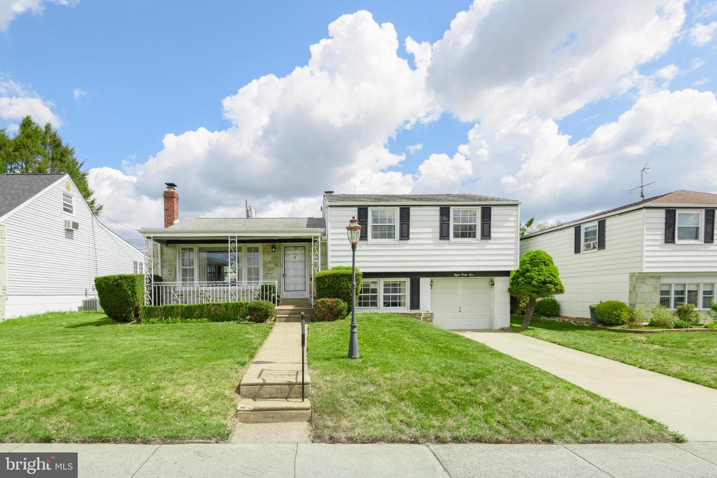 831 Regina Street photo 1