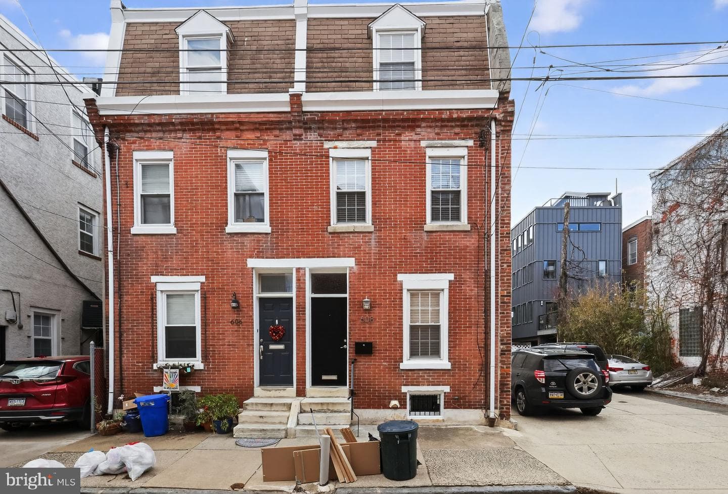 608 Kater Street photo 1
