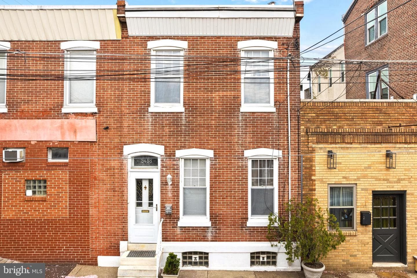 2438 Cedar Street photo 1