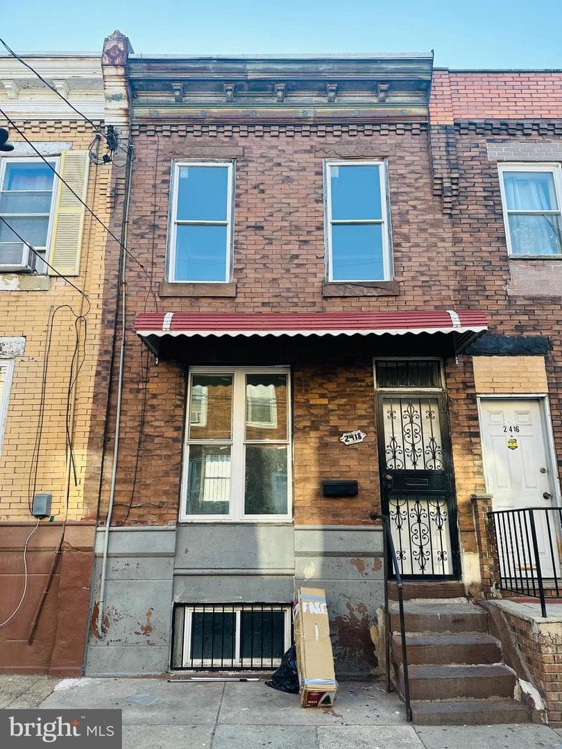 2418 S Franklin Street, Philadelphia